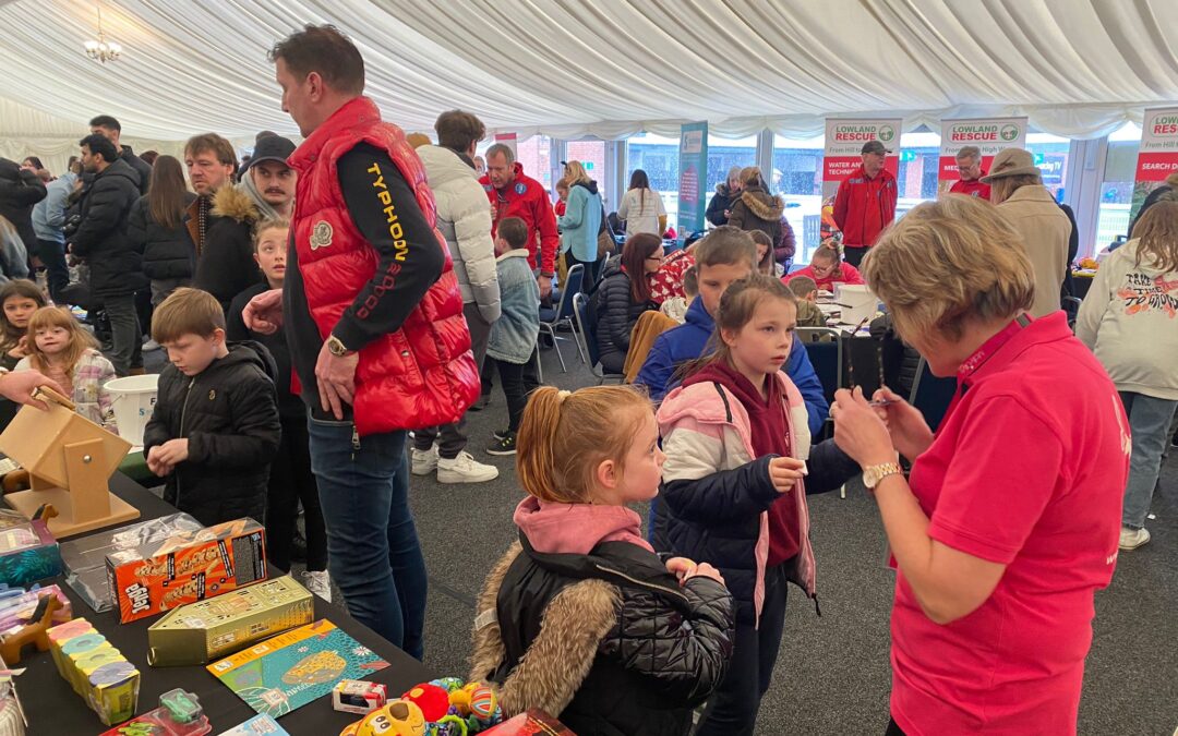 Common Wealth Games Gold Medal Boxer, Lewis Williams Pulls The Crowds At Charity Fun Day